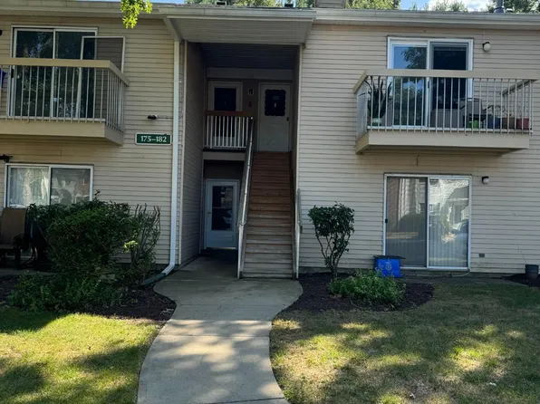 175 Applegate Ln, East Brunswick, NJ 08816