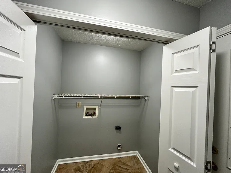 102 Myles Ln — Photo 20