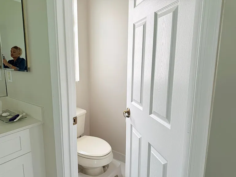 17 Country Lake Cir — Photo 26