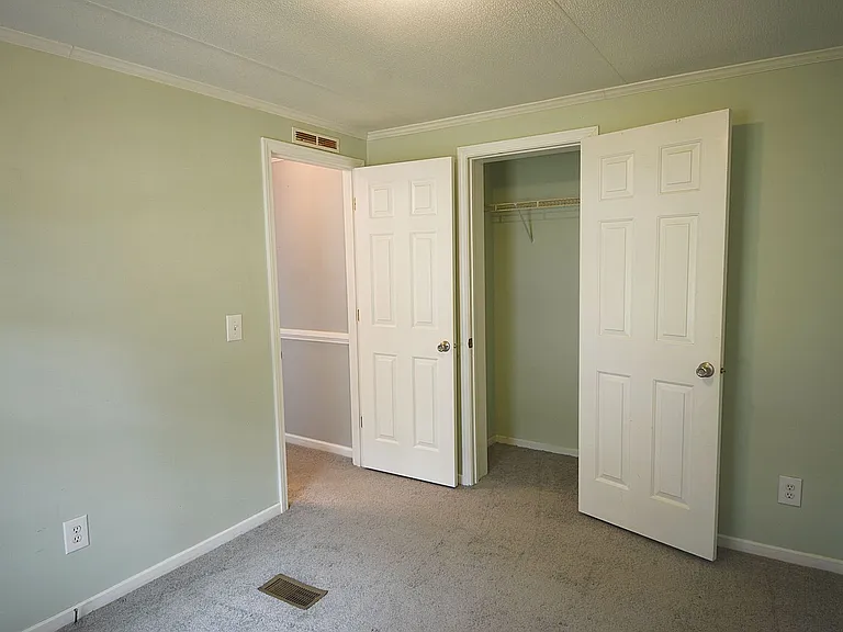 106 Fishtail Ct — Photo 13