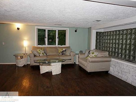 4th image of 6591 E Jackson Ct