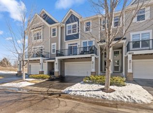 15570 Eagles Nest Way, Apple Valley, MN 55124