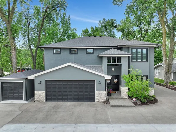 S 48 Poehling Ln, Fremont, NE 68025