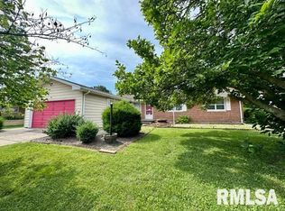 9 Greencastle Cir, Springfield, IL 62712