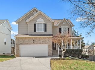 112 Waters Edge Ln, Hendersonville, TN 37075