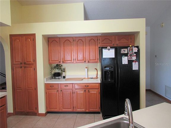 4th image of 2681 Travida Dr