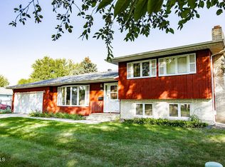 3513 Par St N, Fargo, ND 58102