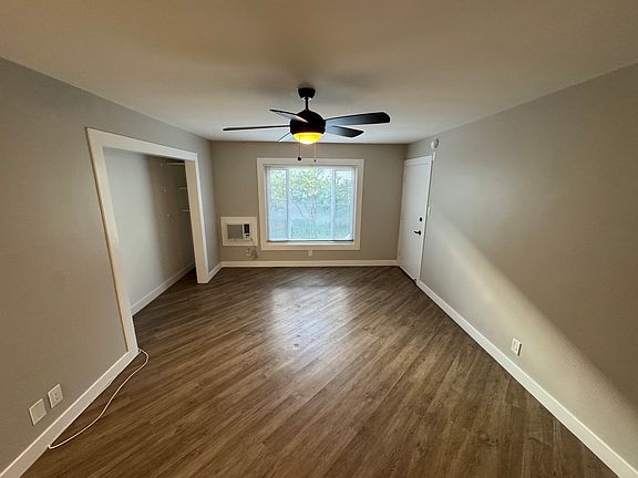 3rd image of 5412 Carlton Way #8