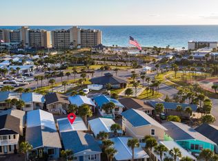 12 Dolphin Ln, Panama City Beach, FL 32408