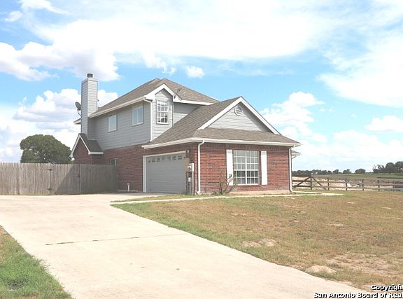 5th image of 132 Las Palomas Dr