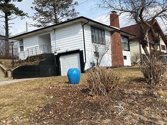 3rd image of 134 Hilltop Dr