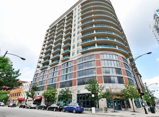 340 W Superior St APT 702, Chicago, IL