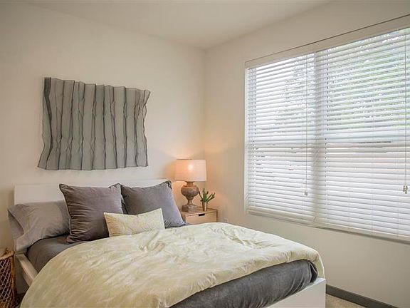 5th image of 4146 De Tonty St #2C