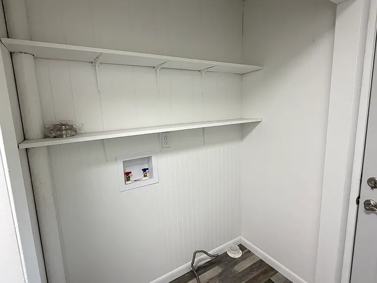1712 N Stevens Ave — Photo 13