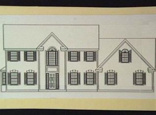 76 Charter Ridge Dr, Newtown, CT 06482