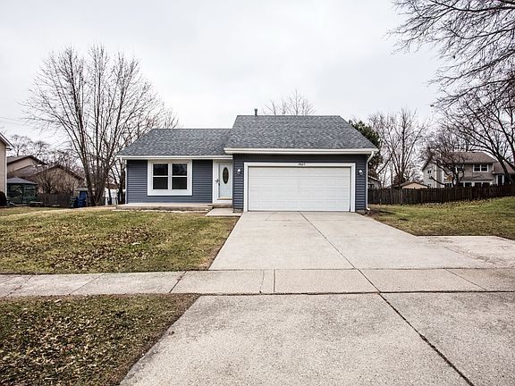 3rd image of 14627 S Pebble Creek Dr