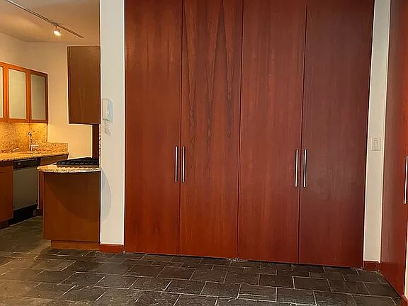4th image of 60 E 8th St APT 4-D