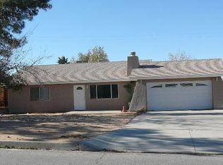 7440 Hermosa Ave, Yucca Valley, CA 92284