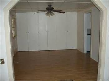 2nd image of 1501 Lilac Ln