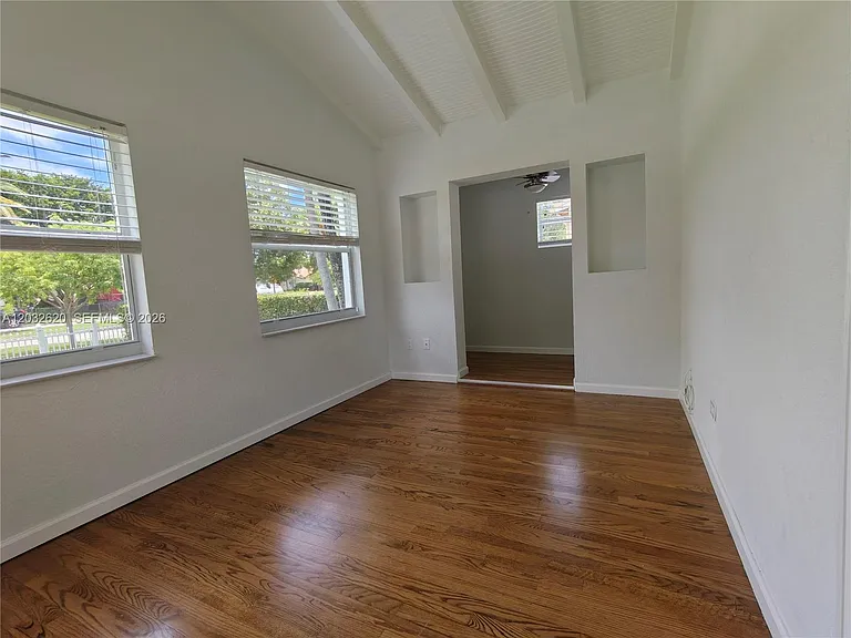 470 SW 25th Rd — Photo 9