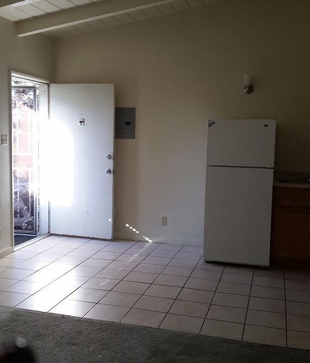 2nd image of 2744 Pierpont Blvd