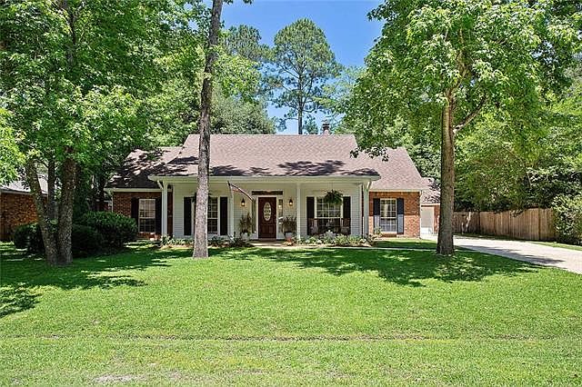 1st image of 6007 Chateau Loire Cir