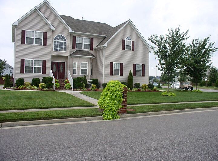 1st image of 614 Mile Creek Ln