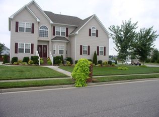 614 Mile Creek Ln, Chesapeake, VA 23322