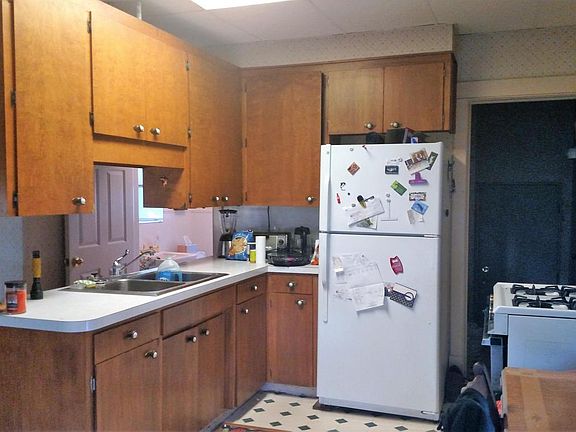 5th image of 113 N Franklin St