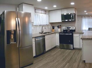 7025 Sundown Dr, Sacramento, CA 95823