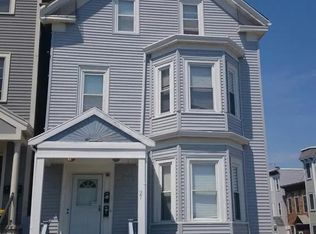 27 M St #2, Boston, MA 02127