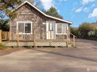 808 Pacific Avenue N, Long Beach, WA