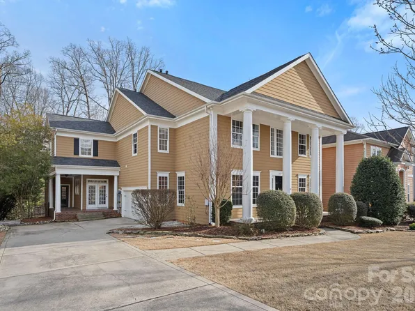 9927 Daufuskie Dr, Charlotte, NC 28278