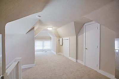 3RD FLOOR BEDROOM