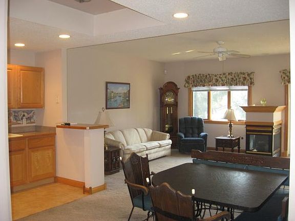 5th image of 8423 Washington Village Dr