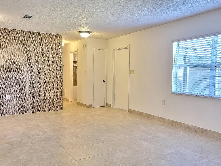 1581 Starfish St — Photo 19