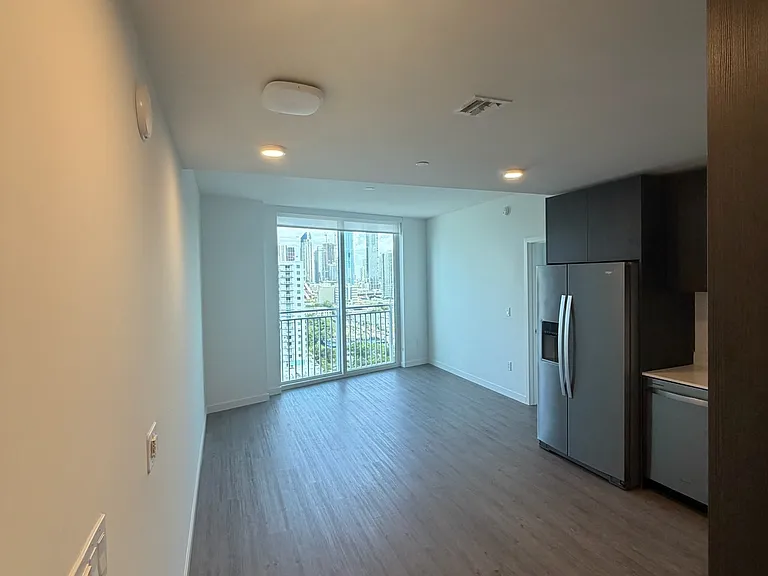 1760 NW 1st Ave #C6 — Photo 6