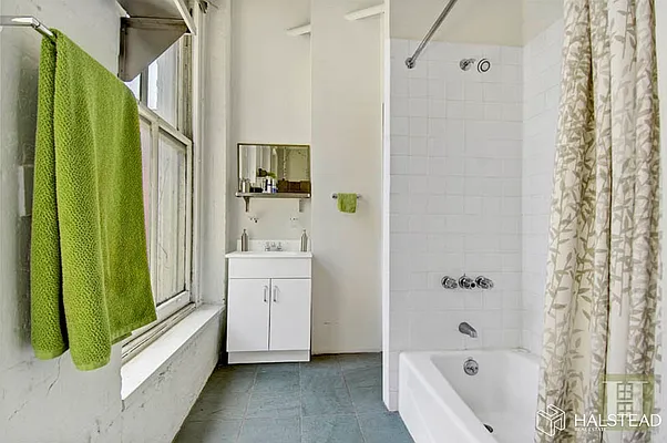 Rented by Brown Harris Stevens | media 19