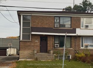 98 Neptune Dr, Toronto, ON M6A 1X4