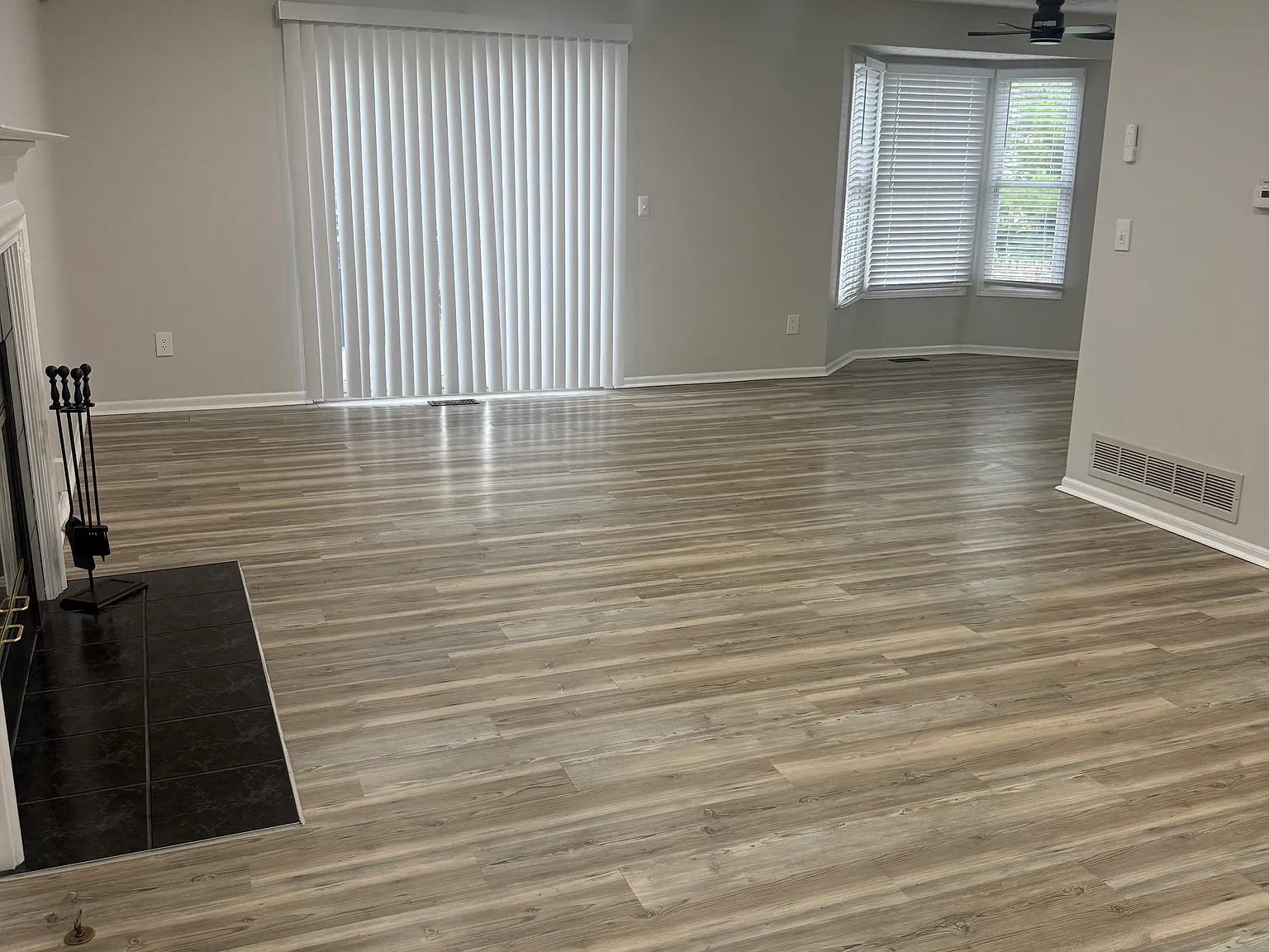 4 bed, 1360 sqft, $2,450 — Photo 4