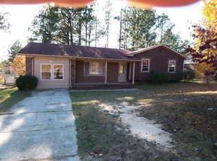 1529 Argon Ave, Fayetteville, NC 28311