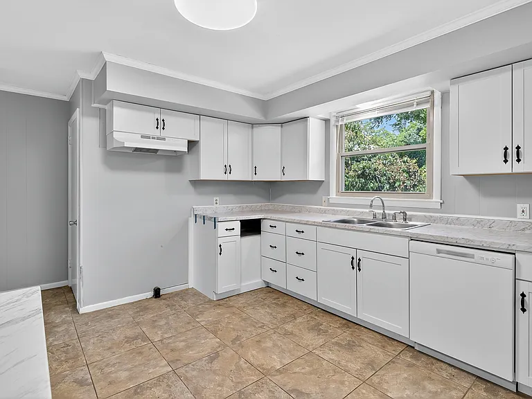 246 Bonnabrook Dr — Photo 14