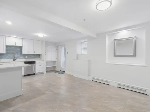 6107 Blvd East image 5 of 29