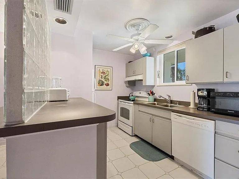 500 S Washington Dr #5B — Photo 8