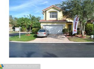 720 Natures Cove Rd, Dania, FL 33004