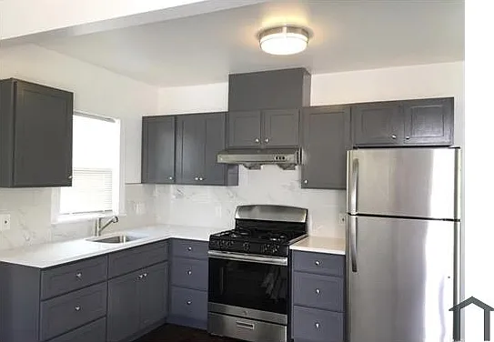 1 bed, 1250 sqft, $2,100 — Photo 2