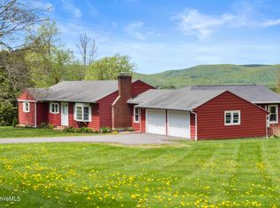 79 View Dr, Richmond, MA 01254