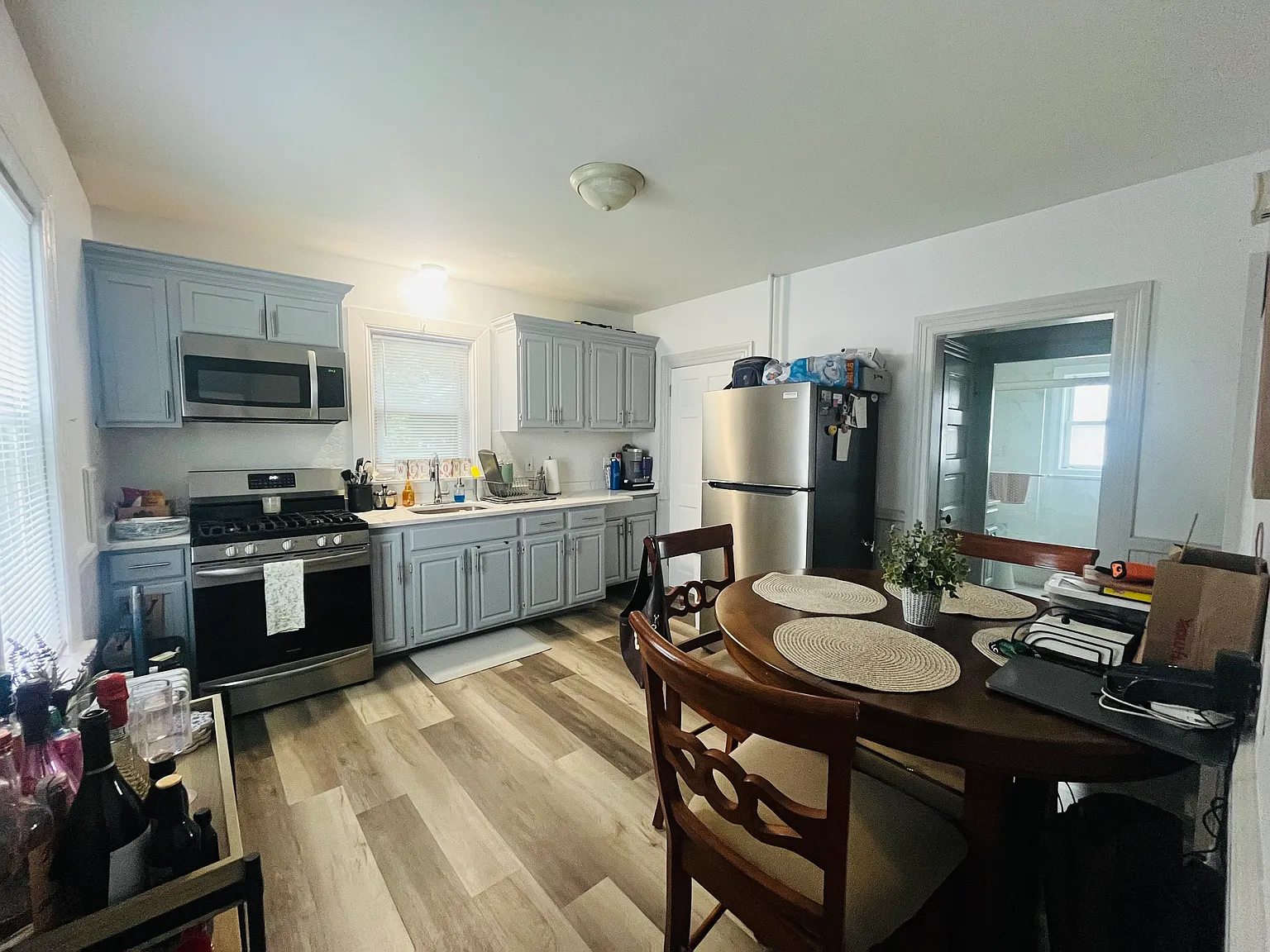 2 bed, $2,050 — Photo 3