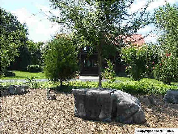 2nd image of 149 Gunter Hollow Rd