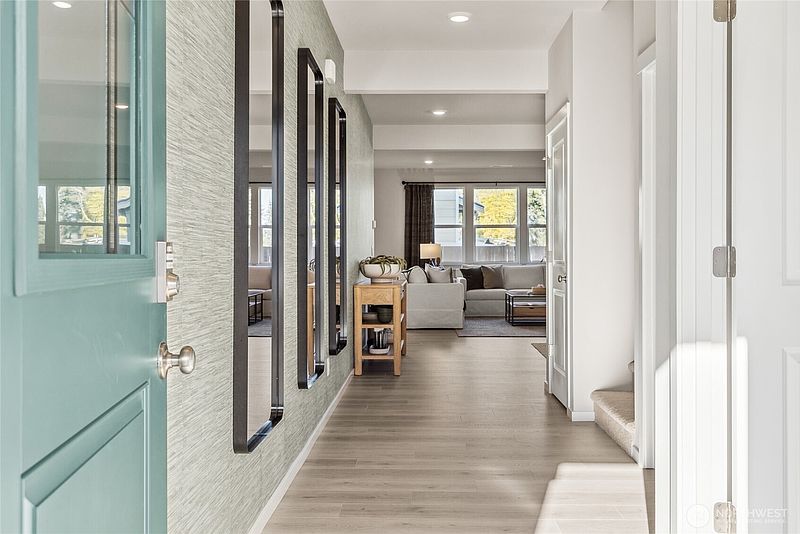 2nd image of 28807 77th Drive NW #94
